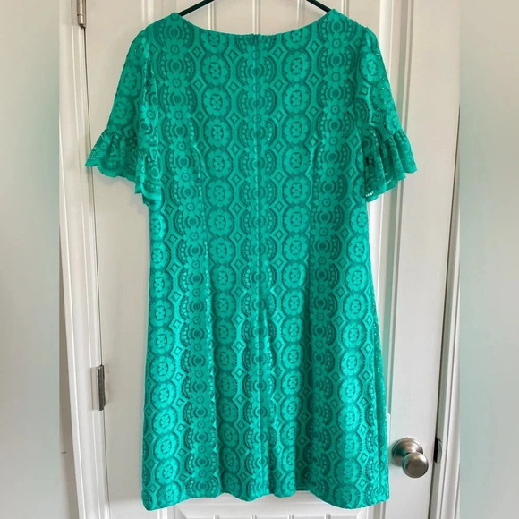 Jessica Howard Lace Emerald Shift Dress - Picture 2 of 6